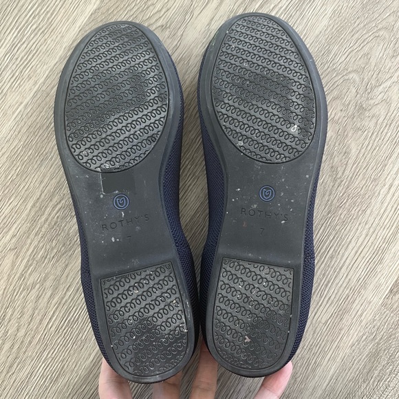 Navy Rothys Size 7 - Picture 2 of 6